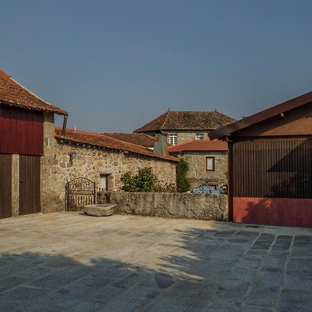 Casa De Louredo Villa ปาเรเดส ภายนอก รูปภาพ